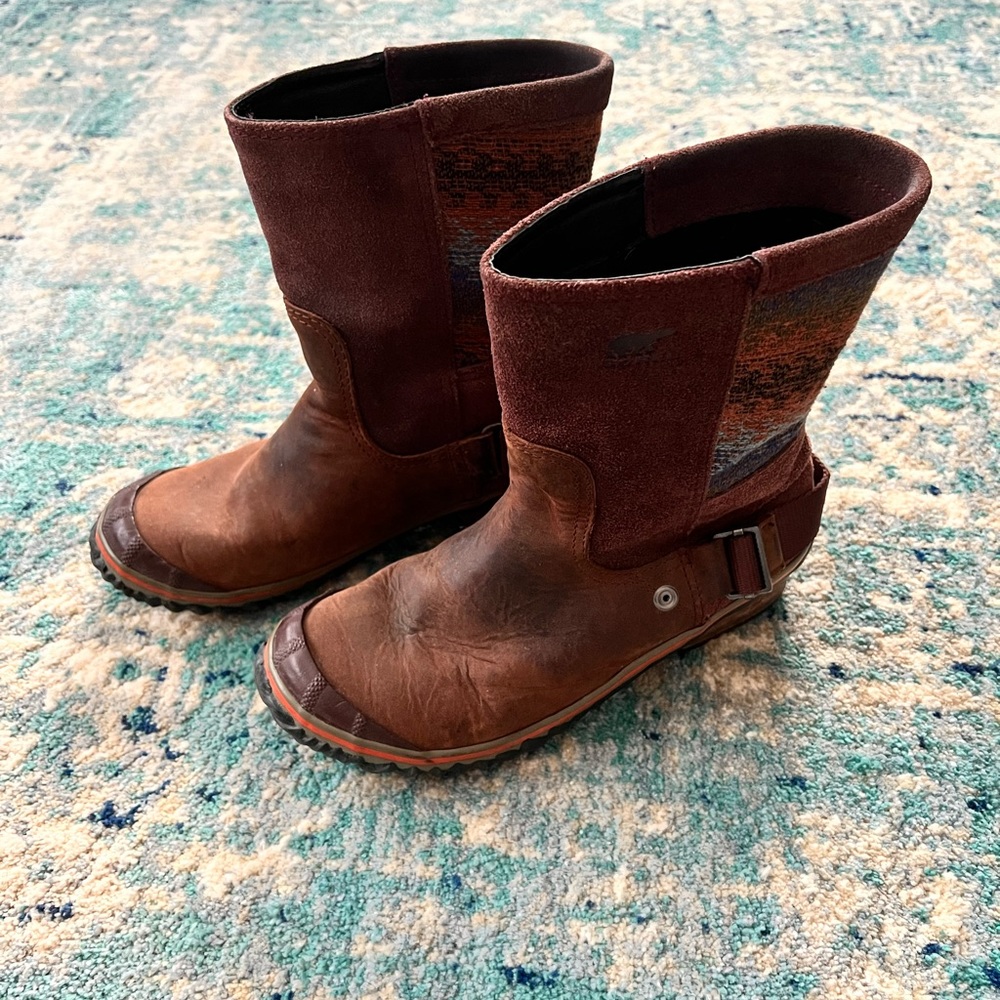 Brown/tan waterproof Sorel Boots